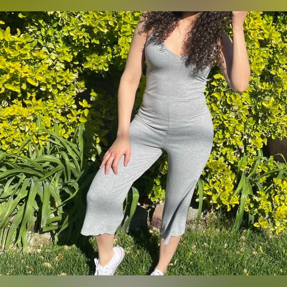 Gray jumpsuit by Fashionova